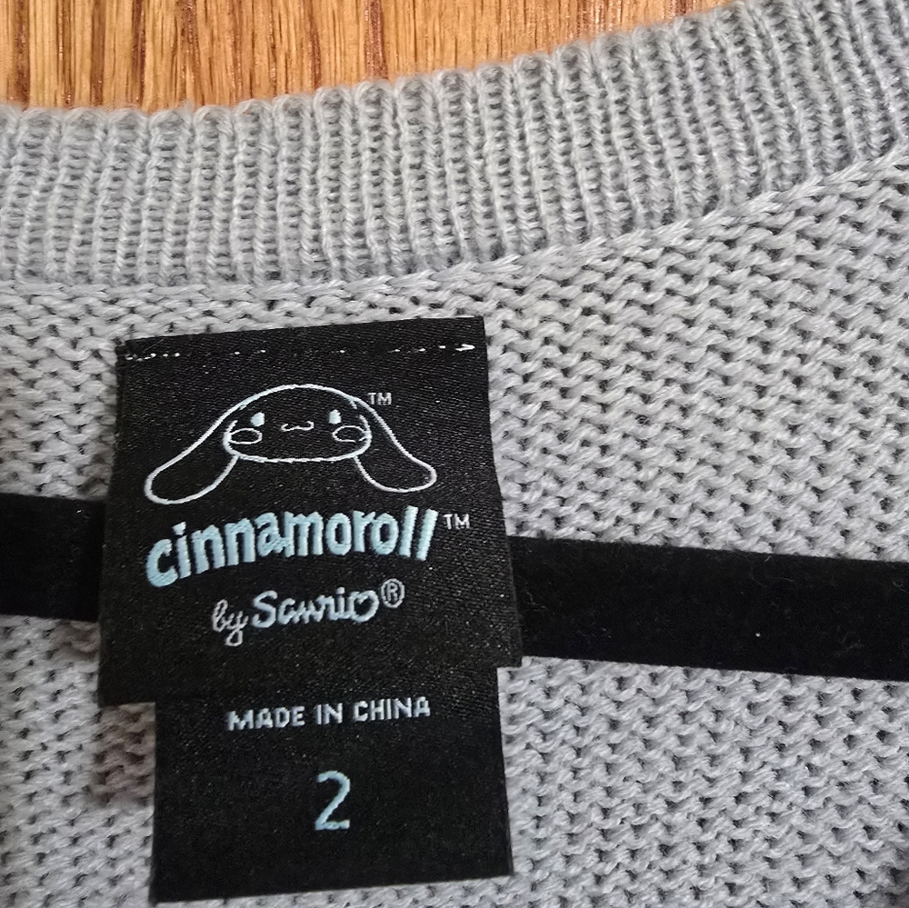 EUC Cinnamoroll Embroidered Girls Oversized Cardigan - Picture 10 of 10